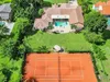 22180 Woodset Ln