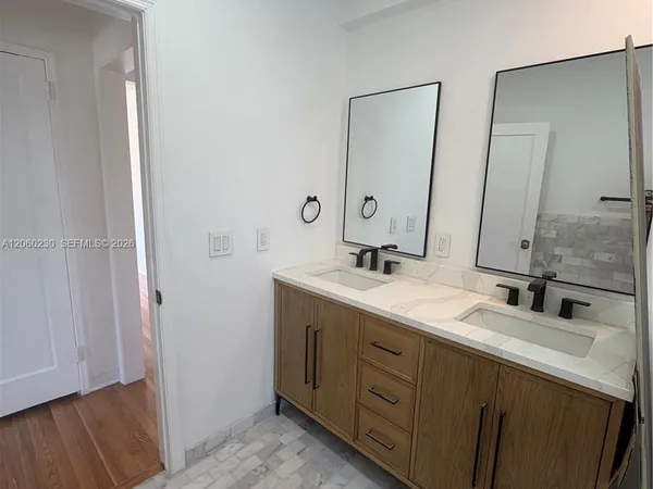 Double Vanity Bathroom