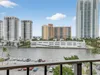 1000 Parkview Dr #806