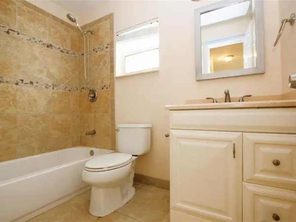 2nd Bathroom