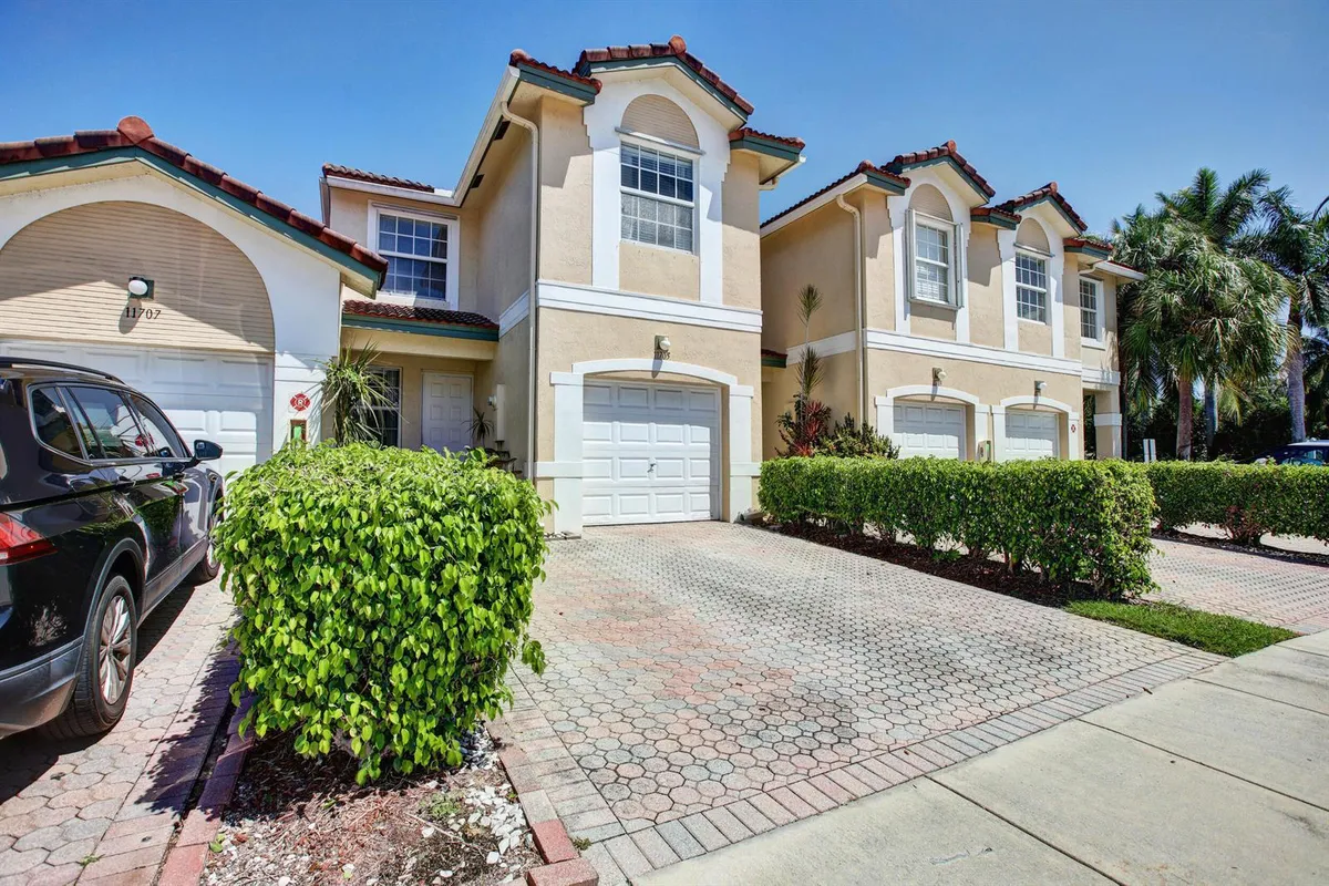 11705 nw 47th dr coral springs1