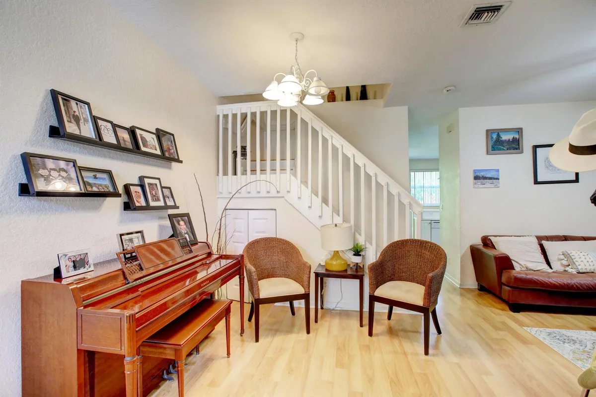 11705 nw 47th dr coral springs4