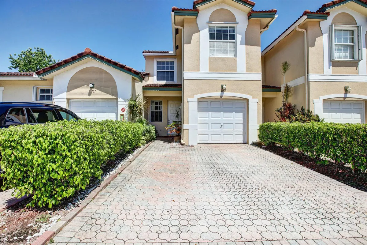11705 nw 47th dr coral springs2