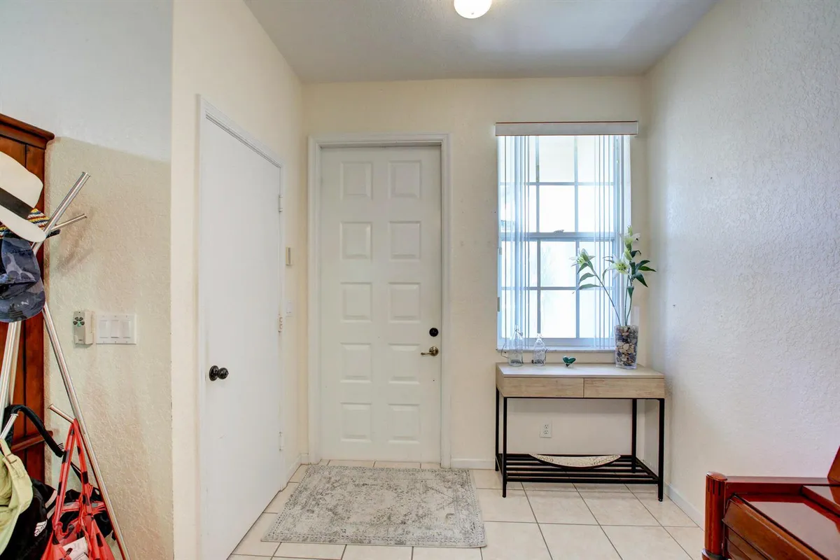 11705 nw 47th dr coral springs5