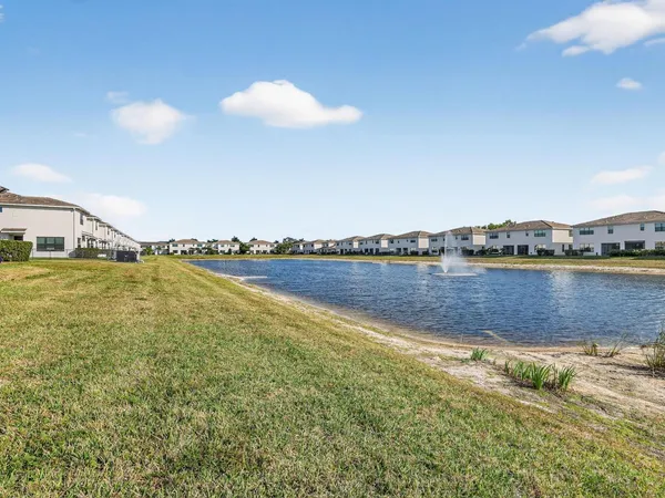 44-web-or-mls-F14A8590