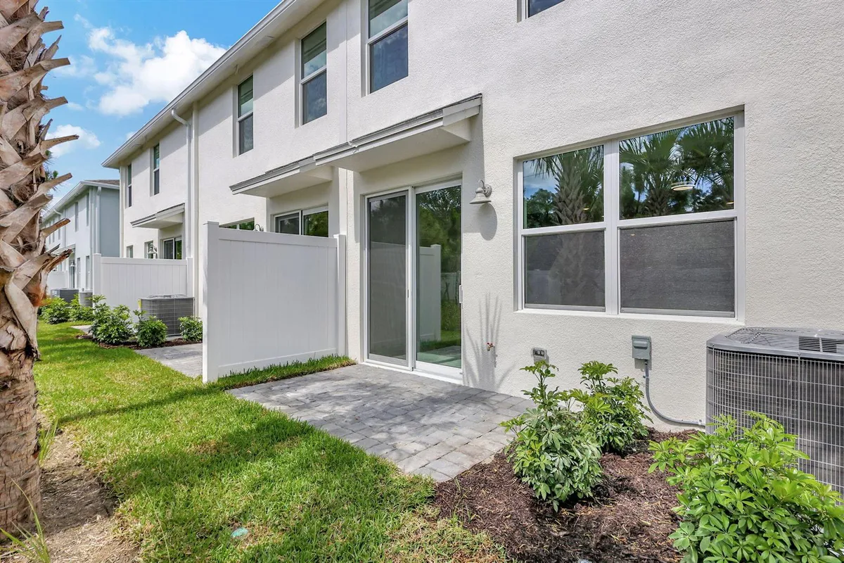 Townhome Patio