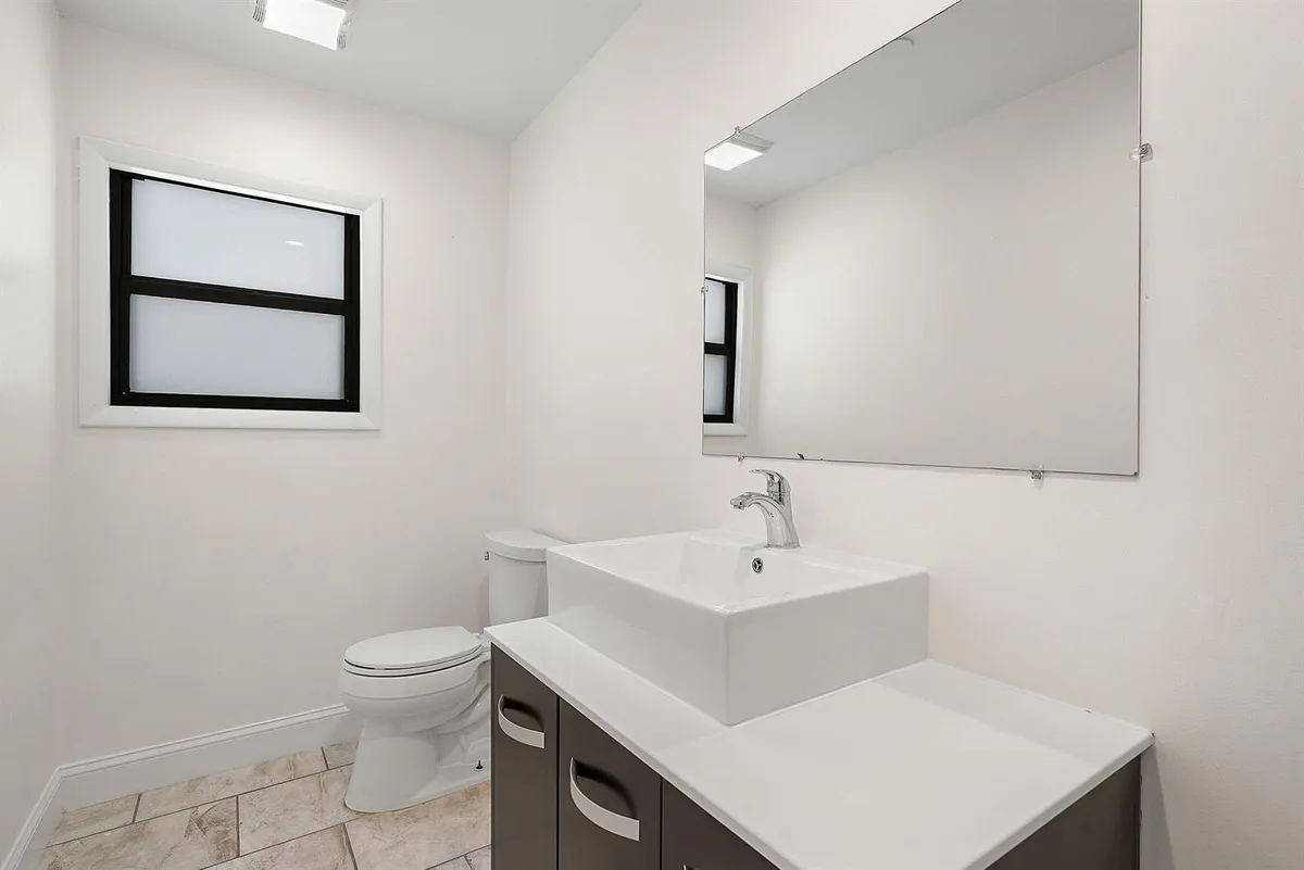012-112Southeast10thStreet-DelrayBeach-F
