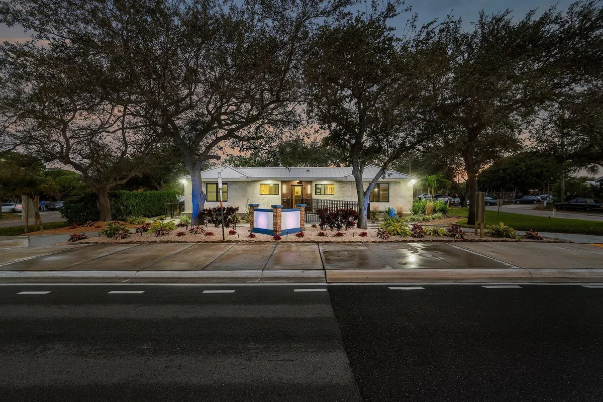 038-112Southeast10thStreet-DelrayBeach-F