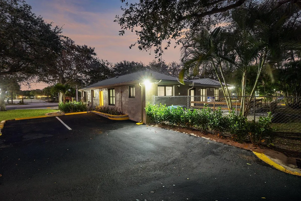 046-112Southeast10thStreet-DelrayBeach-F