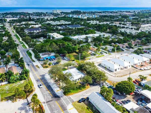 036-112Southeast10thStreet-DelrayBeach-F