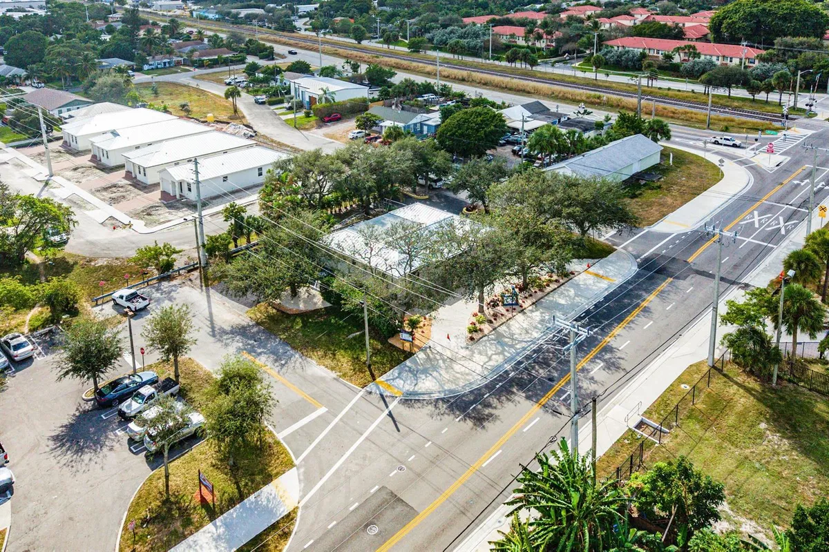 033-112Southeast10thStreet-DelrayBeach-F