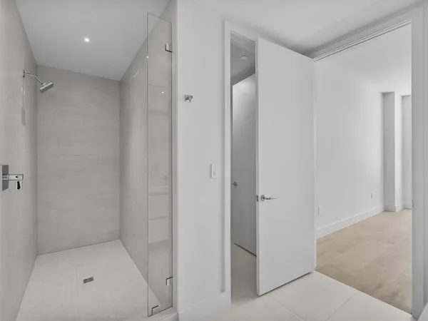 Ensuite Bath #2