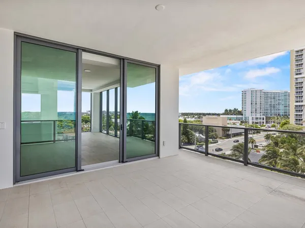 City & Ocean Views
