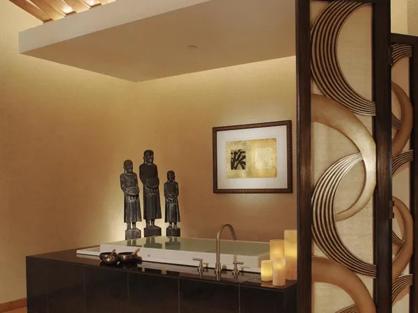Asian Suite