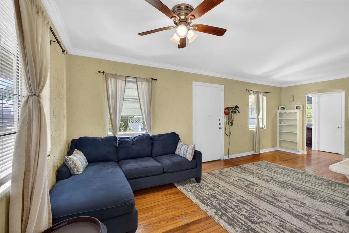 42-web-or-mls-5D1A9558