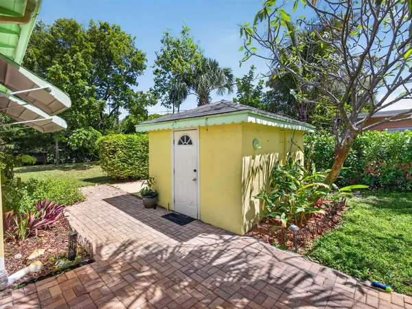 28-web-or-mls-5D1A9460