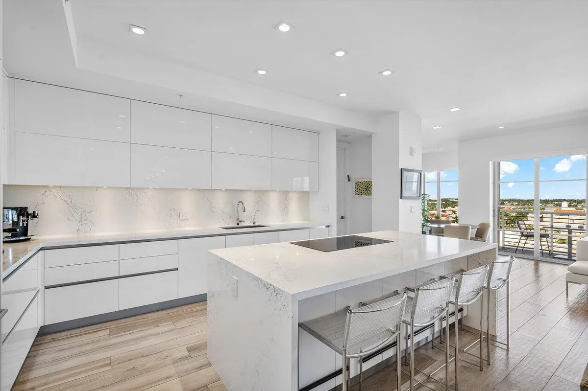011-155EastBocaRatonRoad-1015-BocaRaton-