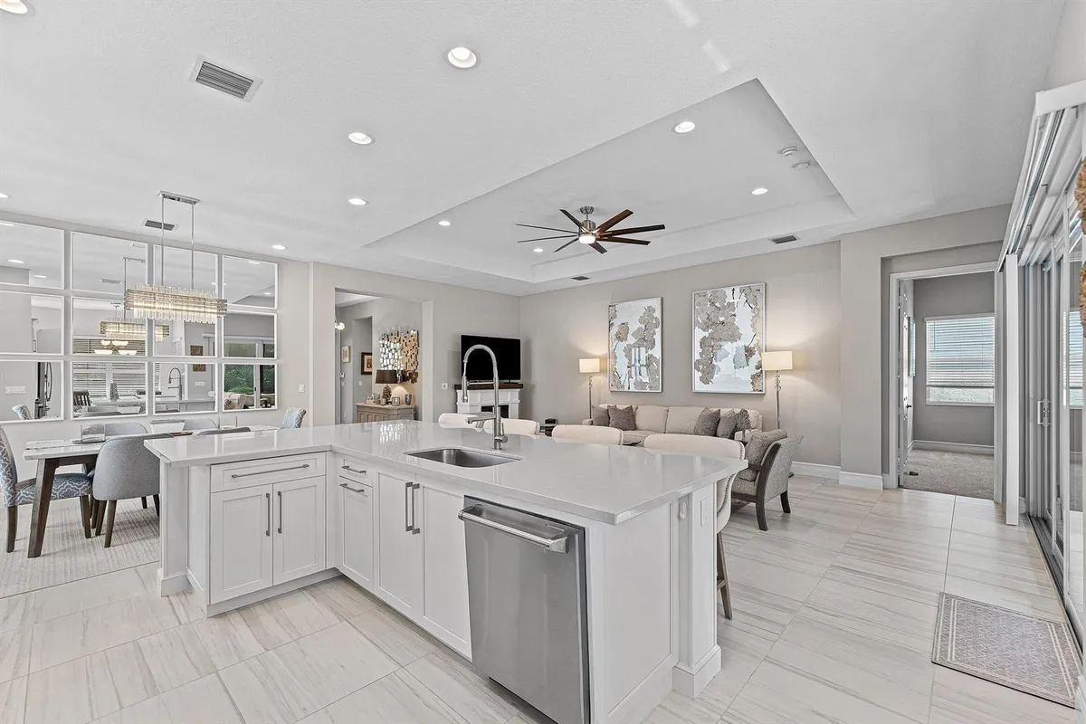 016-12608CrestedButteAvenue-BoyntonBeach