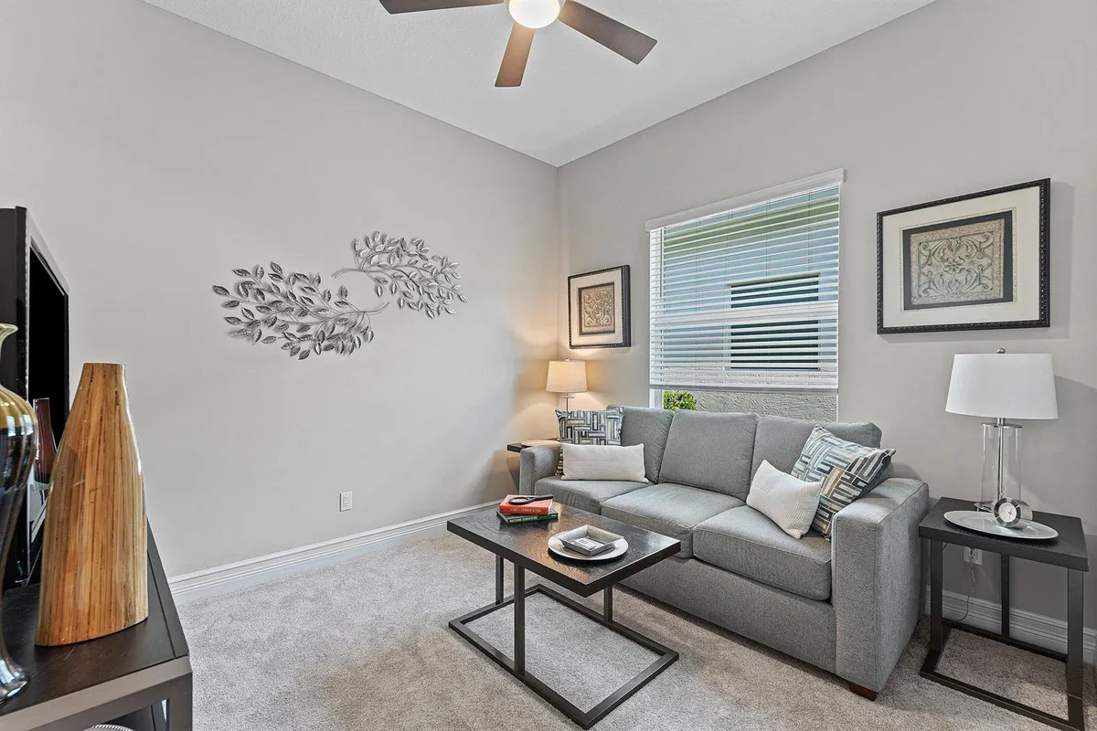 021-12608CrestedButteAvenue-BoyntonBeach