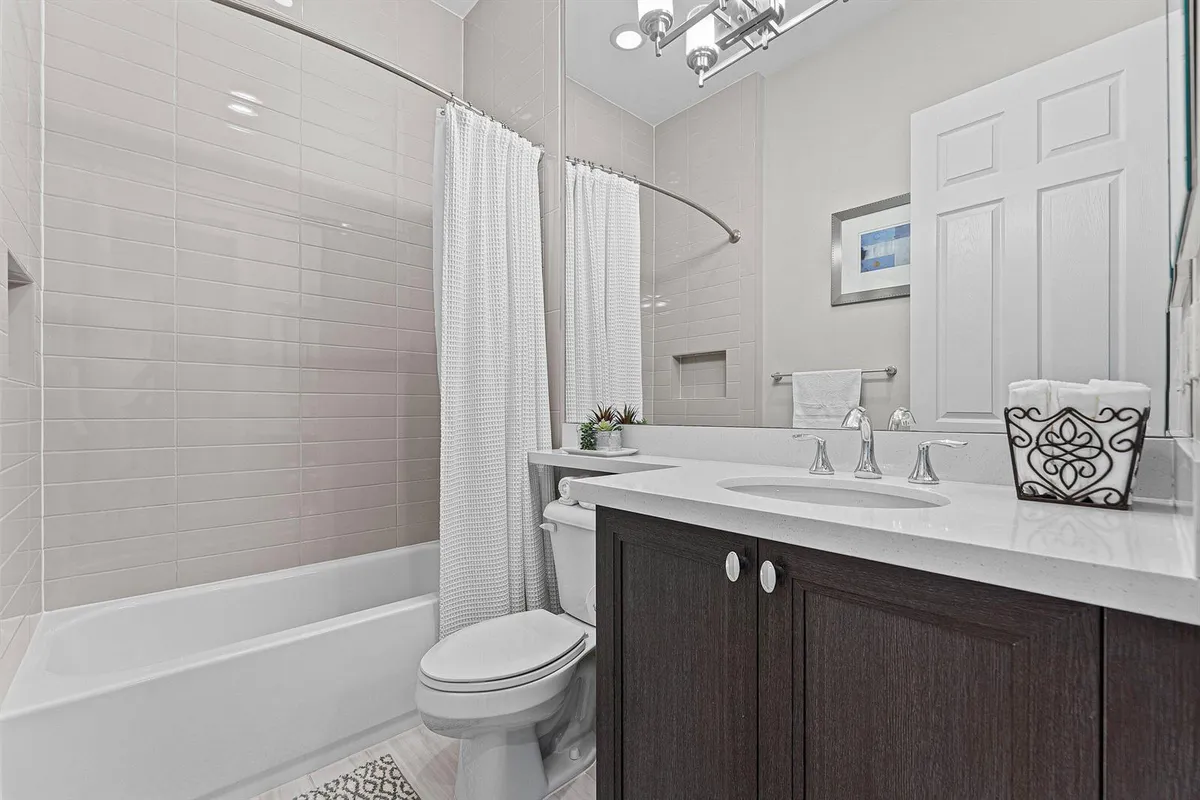 023-12608CrestedButteAvenue-BoyntonBeach