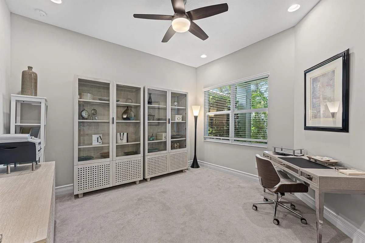 025-12608CrestedButteAvenue-BoyntonBeach