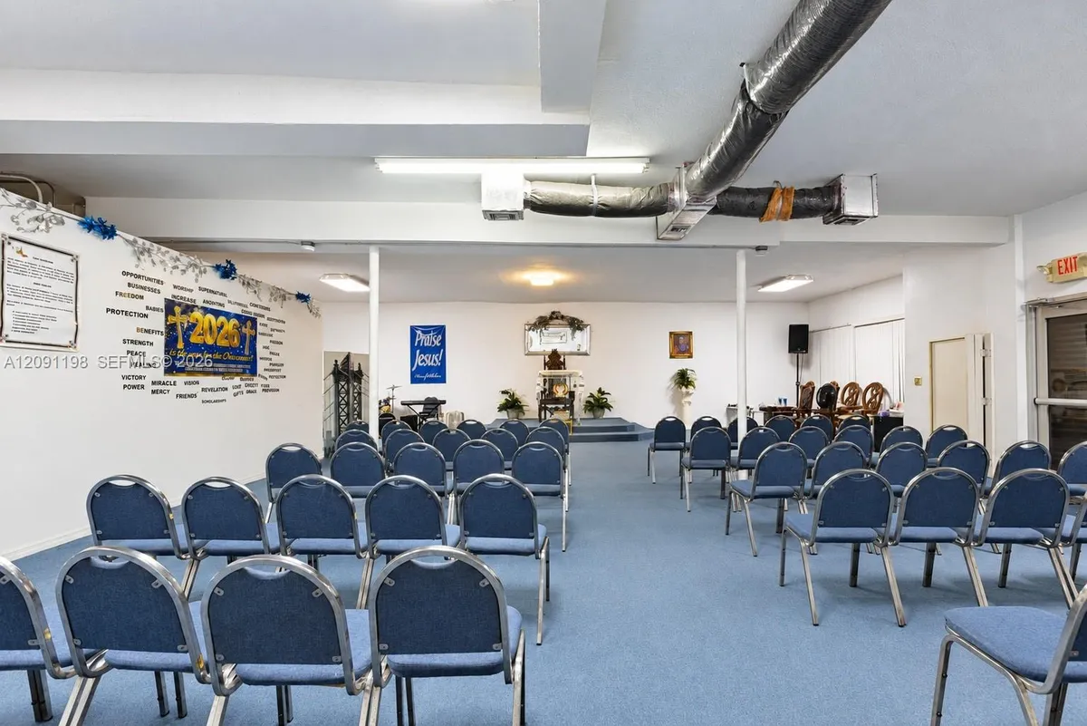 Property Image 8