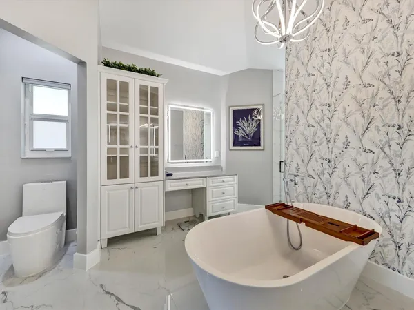 25-10370 NW 50th Ct-25