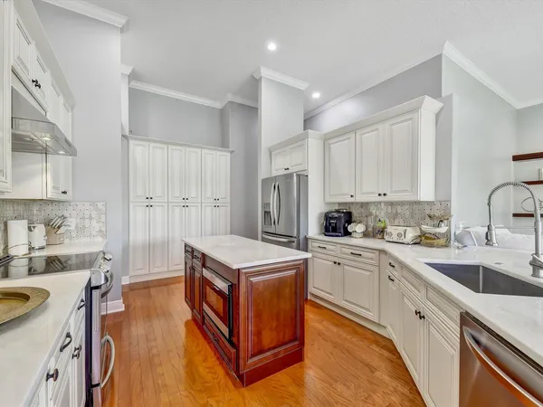 33-10370 NW 50th Ct-33