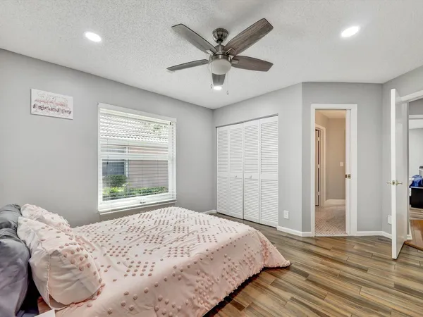 43-10370 NW 50th Ct-43