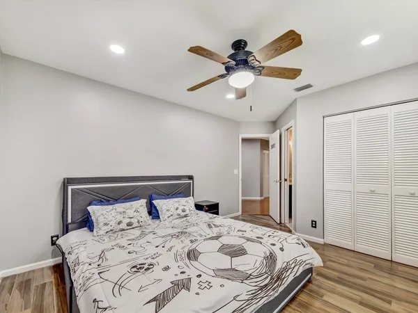 48-10370 NW 50th Ct-48