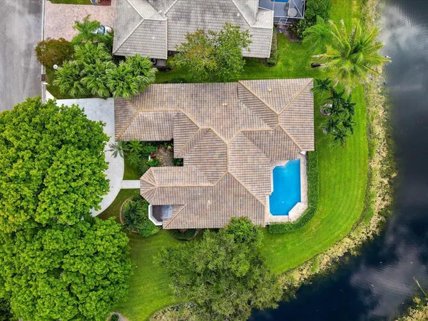 49-10370 NW 50th Ct-49