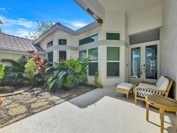 11-10370 NW 50th Ct-11